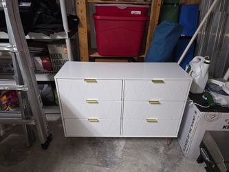 White 6 Drawer Dresser