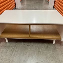 Modern White Coffee table