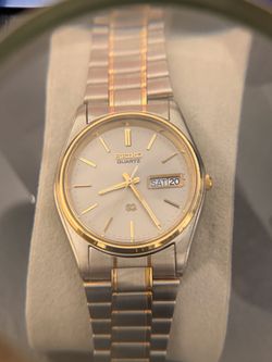 Seiko Quartz Two-Tone gold Day-Date Watch