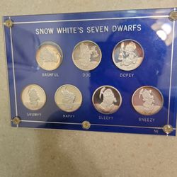Disney Snow White Seven  Dwarfs 50th Anniversary Proof 999 Silver Coin Set