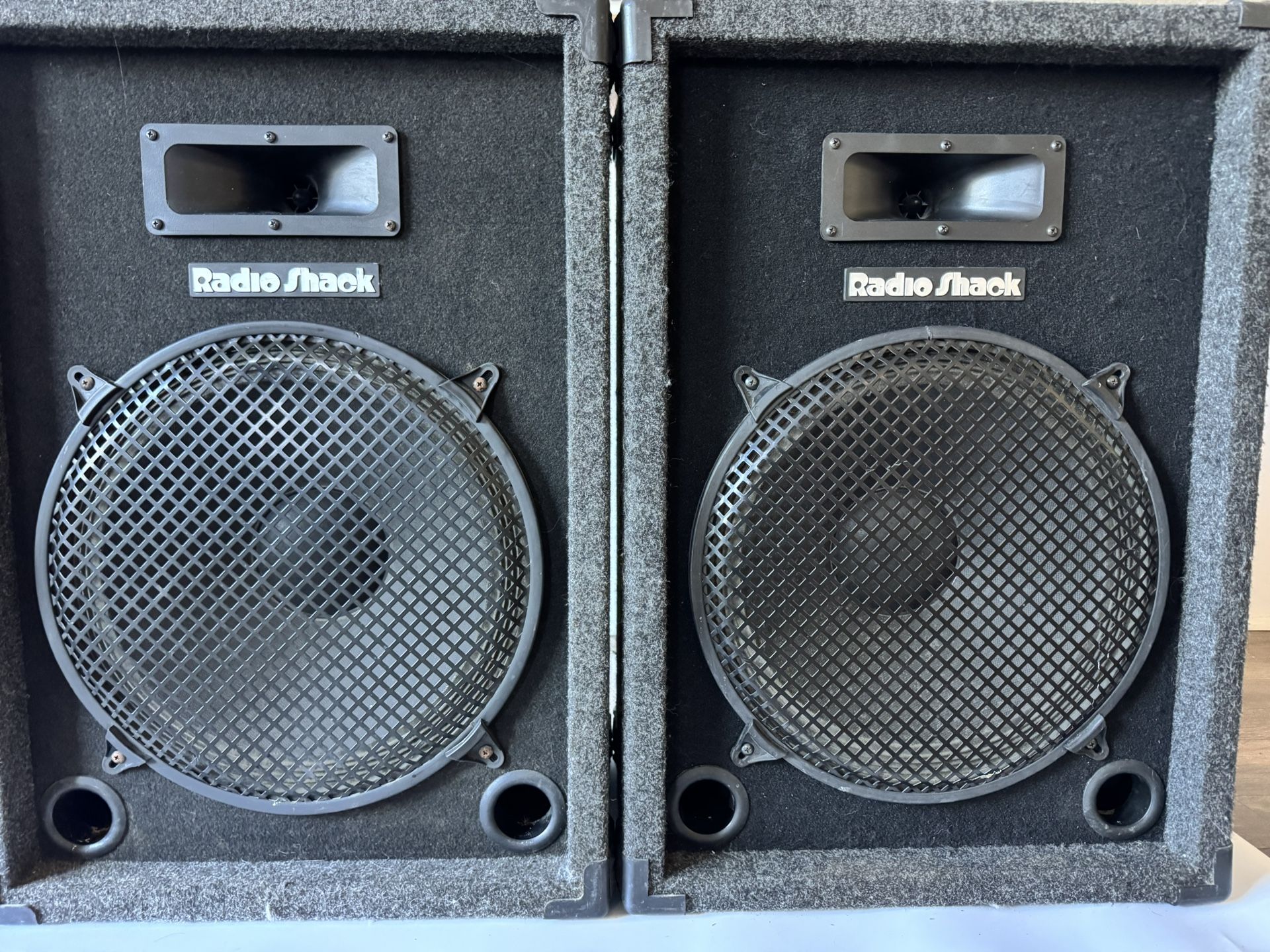 Vintage Radio Shack PA115 , 100 Watts RMS/200 Watts Peak Power 