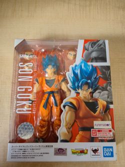 BROKEN Ssj God ssj  Goku SH figuarts