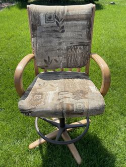 Chromcraft Baylor Collection Swivel Tilt Counter Height  Stool