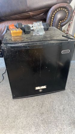 Mini fridge
