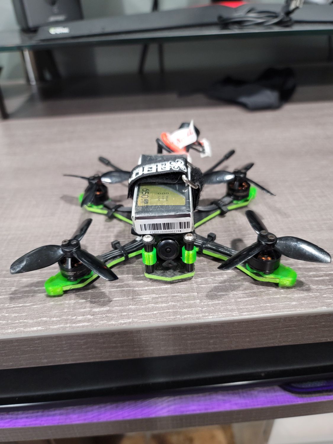 3 inch FPV DRONE . Frsky d16 or D8