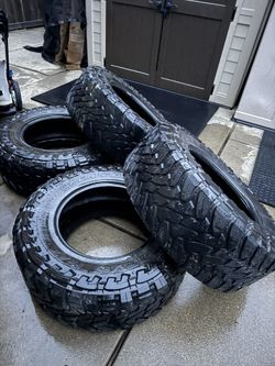 Toyo M/T Tires 35s
