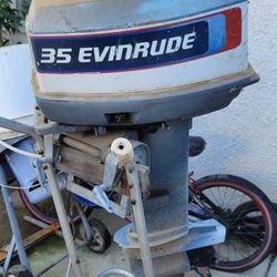 35 Hp Evinrude/ Johnson Outboard Boat Motor