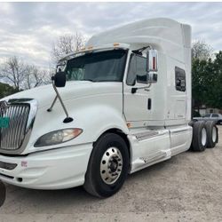 2014 Prostar International Semi Truck 