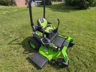 60” Zero Turn Lawnmower - Greenworks CZ60R24X1