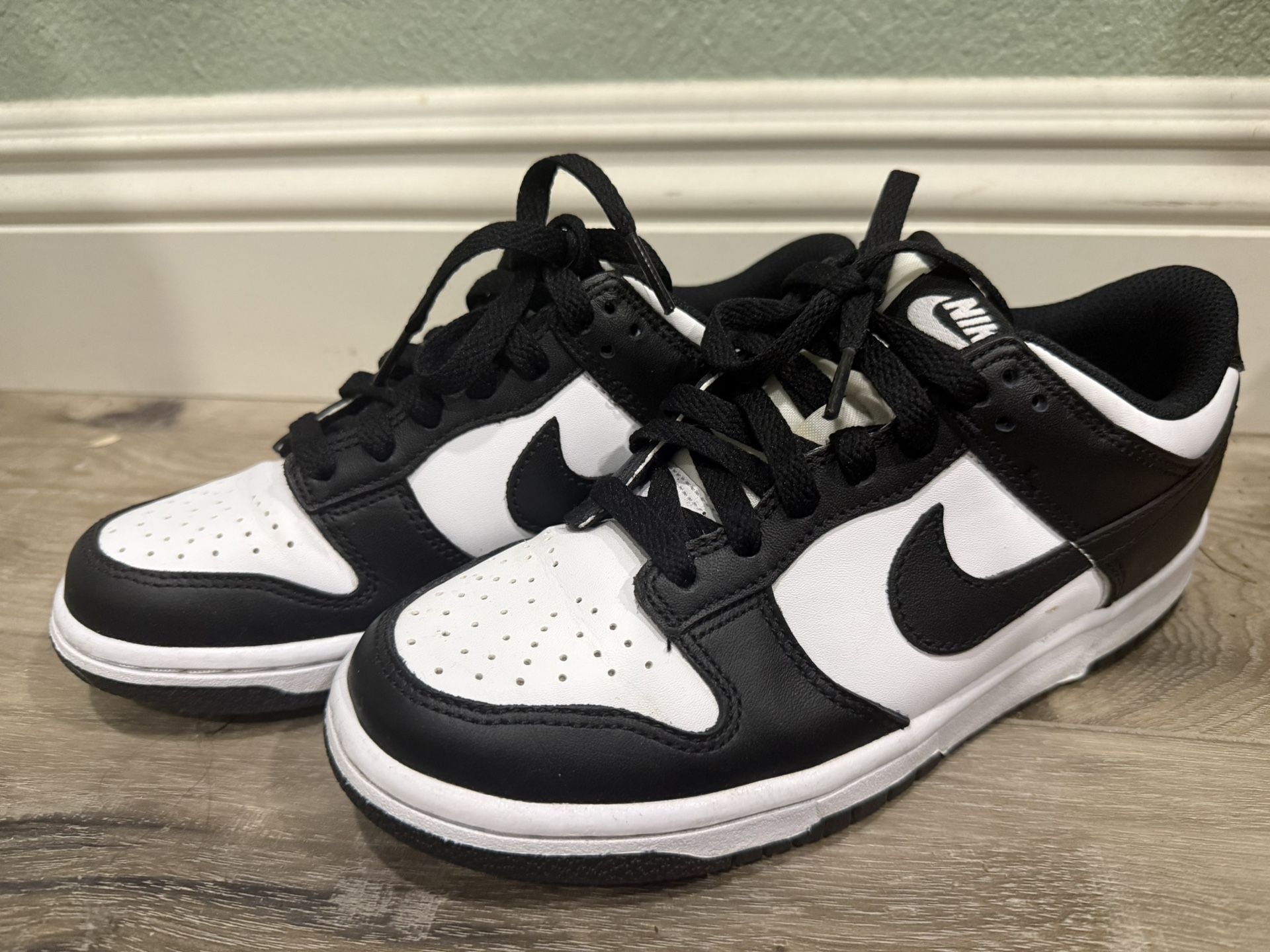 Nike Dunk Low “Panda” Black/White – Size 5Y