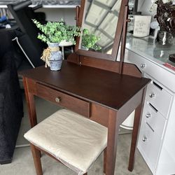 $79 Vintage Vanity Set Cherry Wood