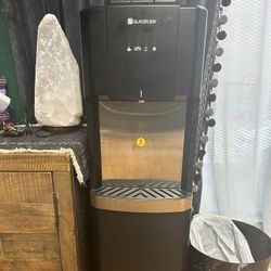 Glacier Bay Water Dispenser