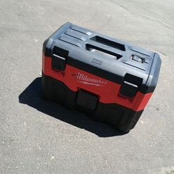 Milwaukee Vacuum 