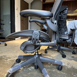 New Size c Herman Miller Aeron Office Chair And Used Size b Aeron Chairs