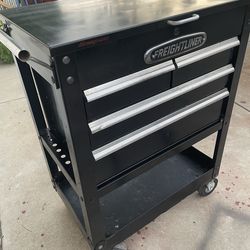 Great tool box very strong