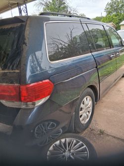 Selling Dodge Van for Parts.