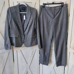 Banana Republic Women's Suit