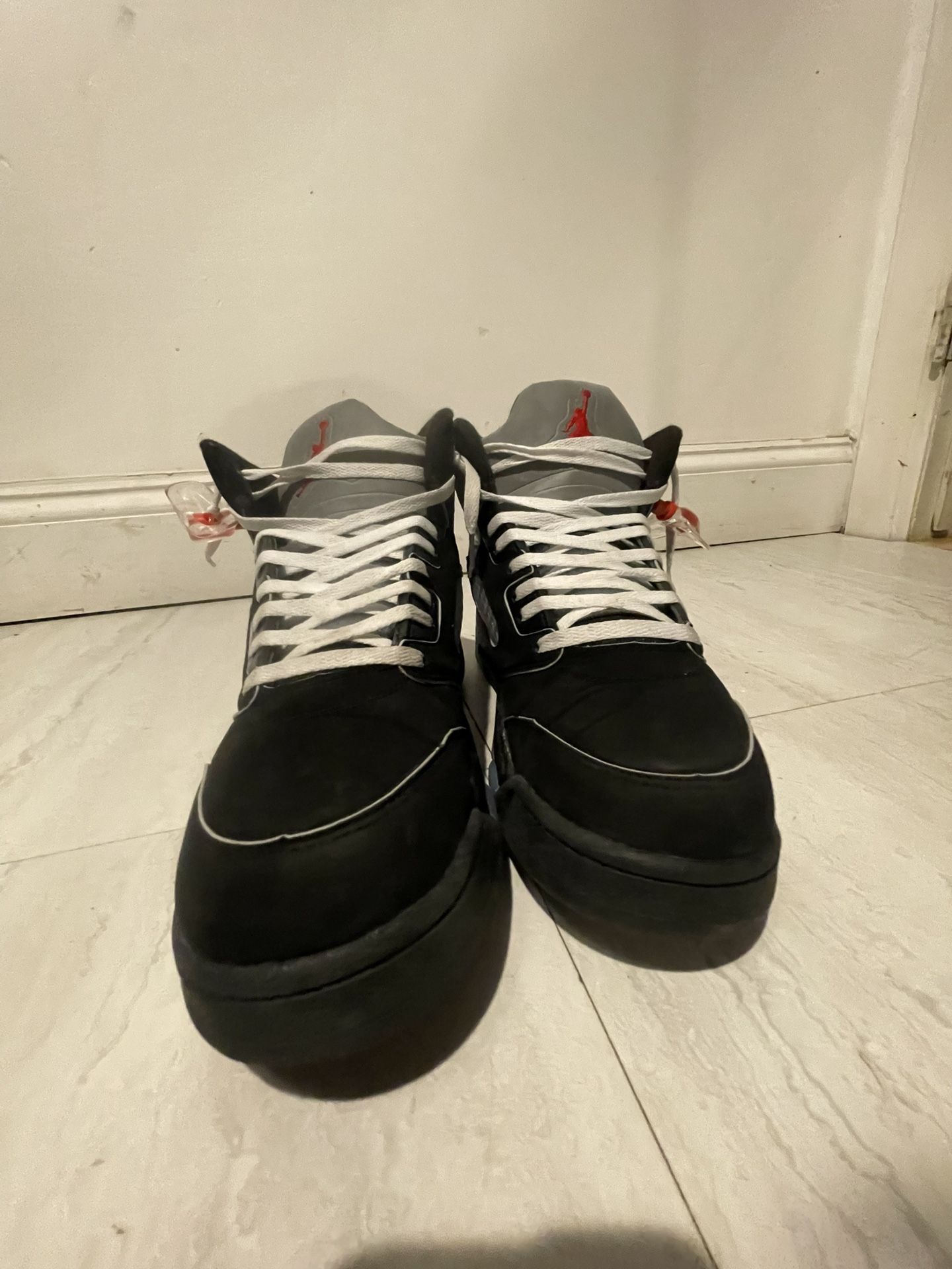 Air Jordan 5 Retro OG Black Metallic Reimagined