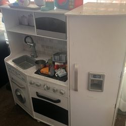 Kids Kitchen And Vanity 