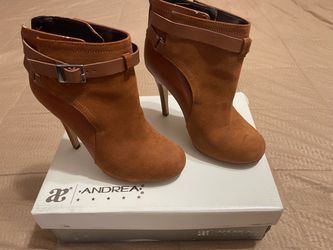 Ankle boots
