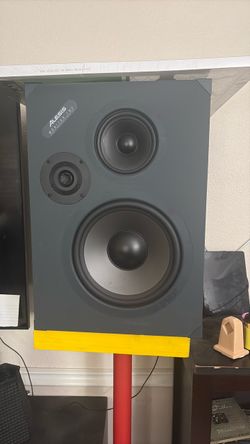Alesis Monitor Two Studio Reference Monitor