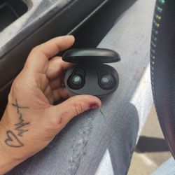 Urbanists Ear Buds 