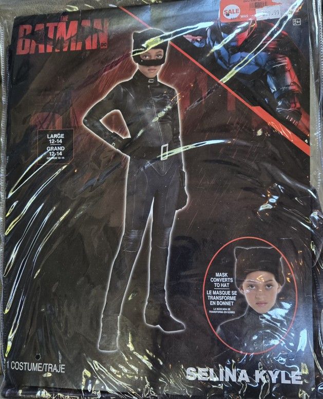 New. Catwoman Costume. Selina Kyle. Child's Size Large.