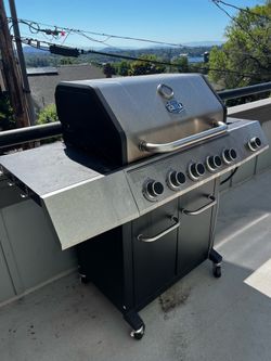 5 burner Gas BBQ with side burner