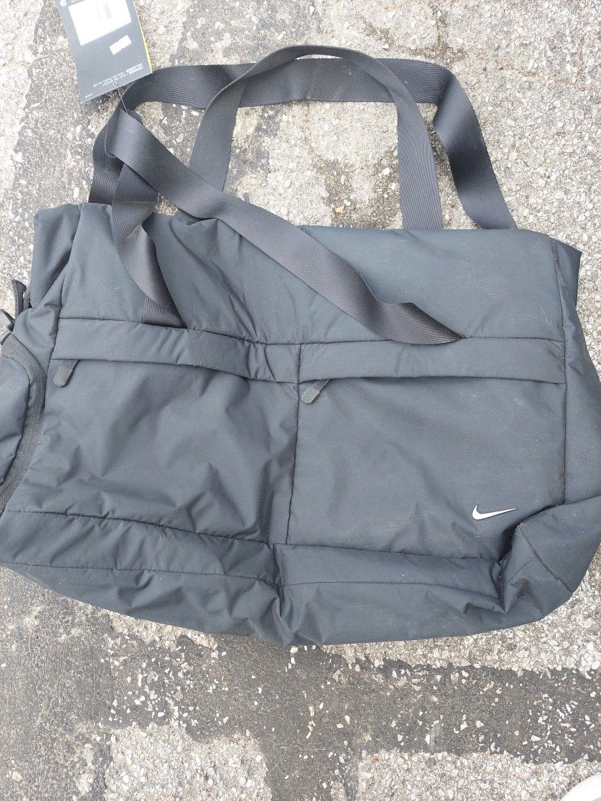 Womens Nike Duffle Bag