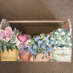 Hand Painted Flower Box 20”L X 9”W.  Has little wear.     Reduced To $10