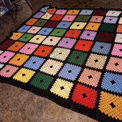Handmade Quilt. 50  Dishes never been used  75