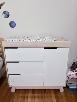 Babyletto Dresser/changing table
