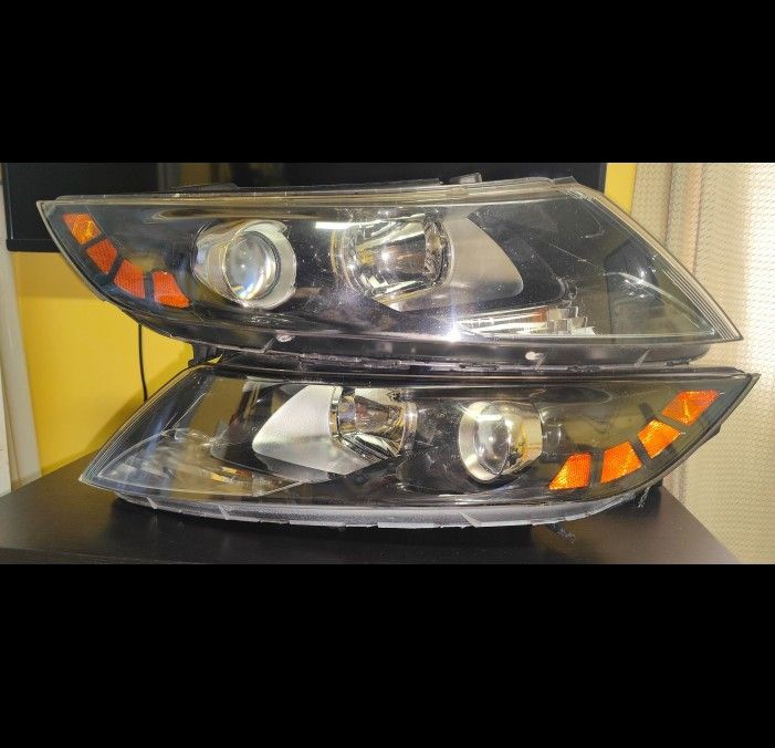 Kia Optima Headlights Set 2011-2015