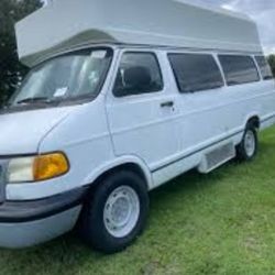 1998 Dodge 3500   * FREE RENT *