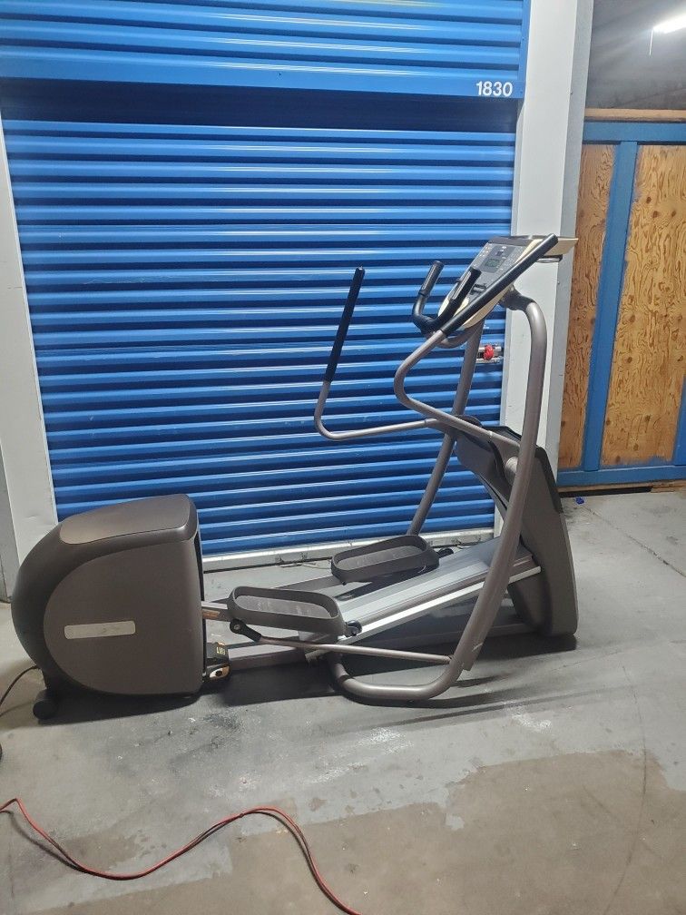 Local Delivery Available Precor 5.35 Elliptical 