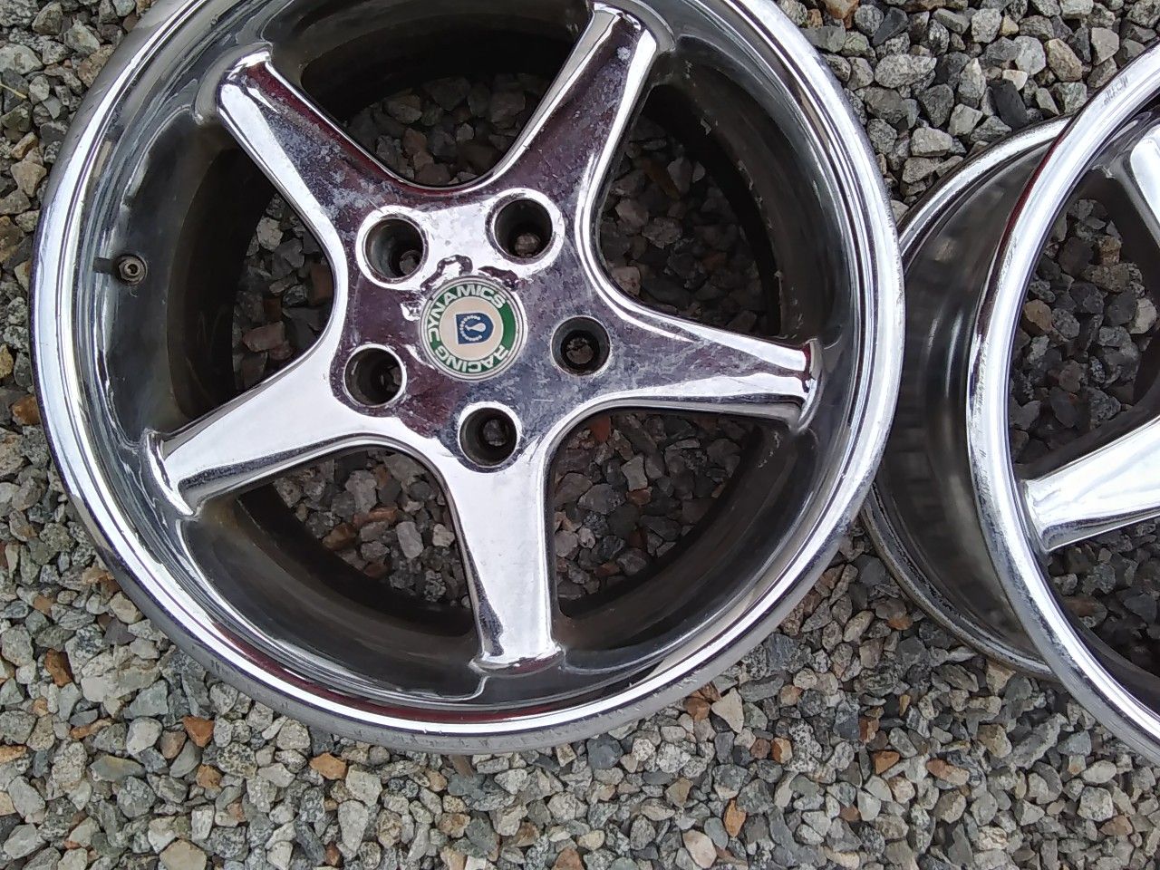 Full set of 16 by 8 RGR Racing Dynamics this is a very rare set of wheels fits BMWs E21 E30 E32 E36