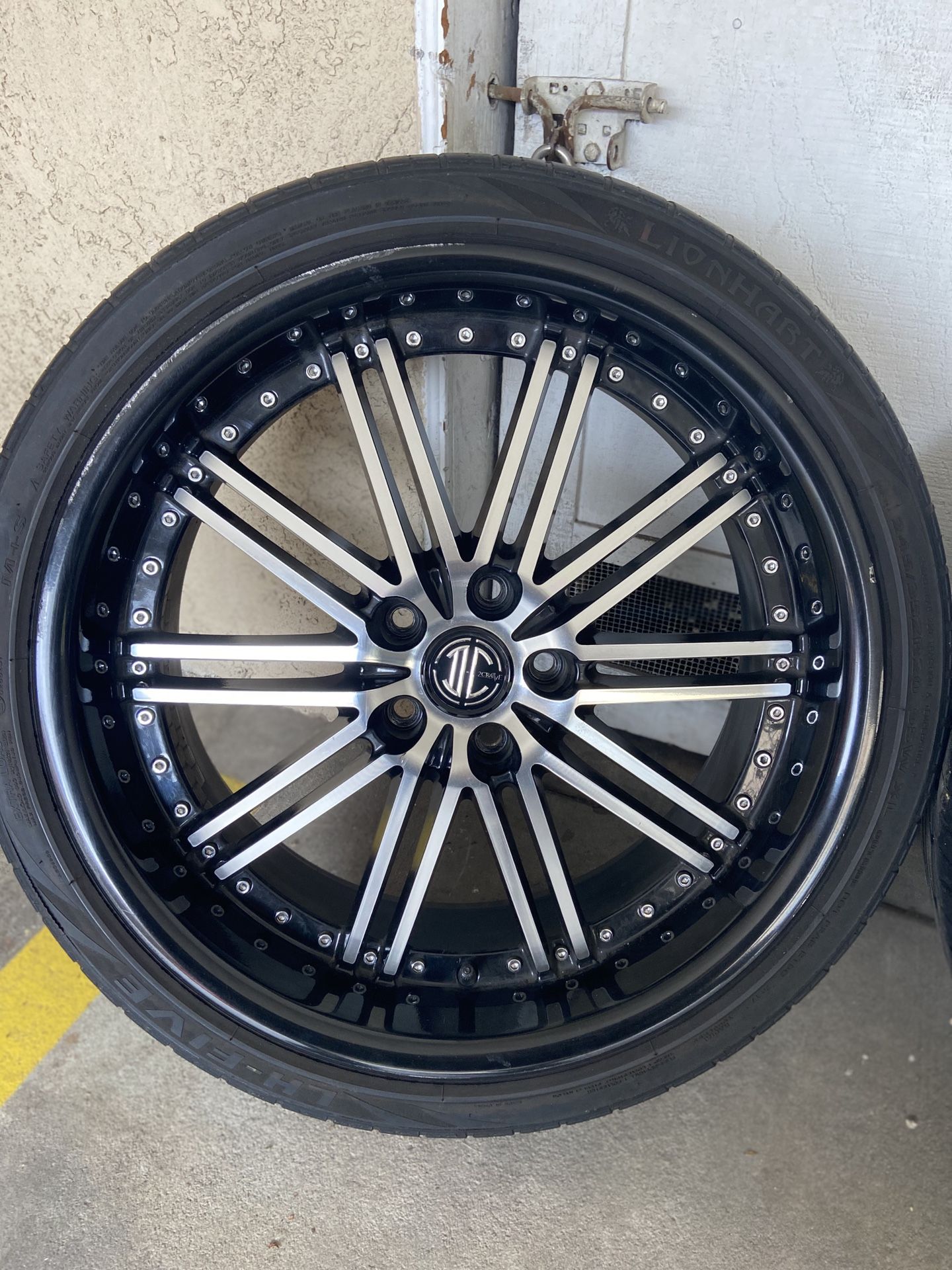 20” wheels & tires