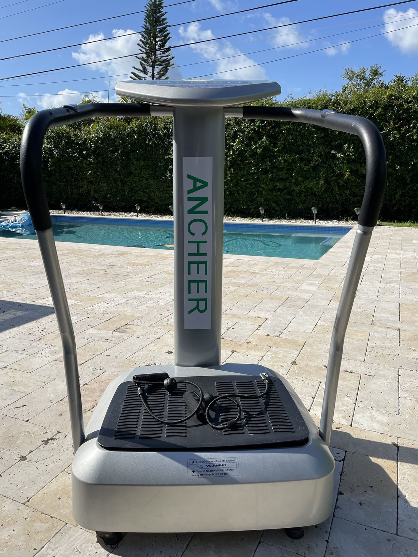 Ancheer Full Body Vibration Platform Fitness Massage Machine Exercise Trainer Plate 1000W