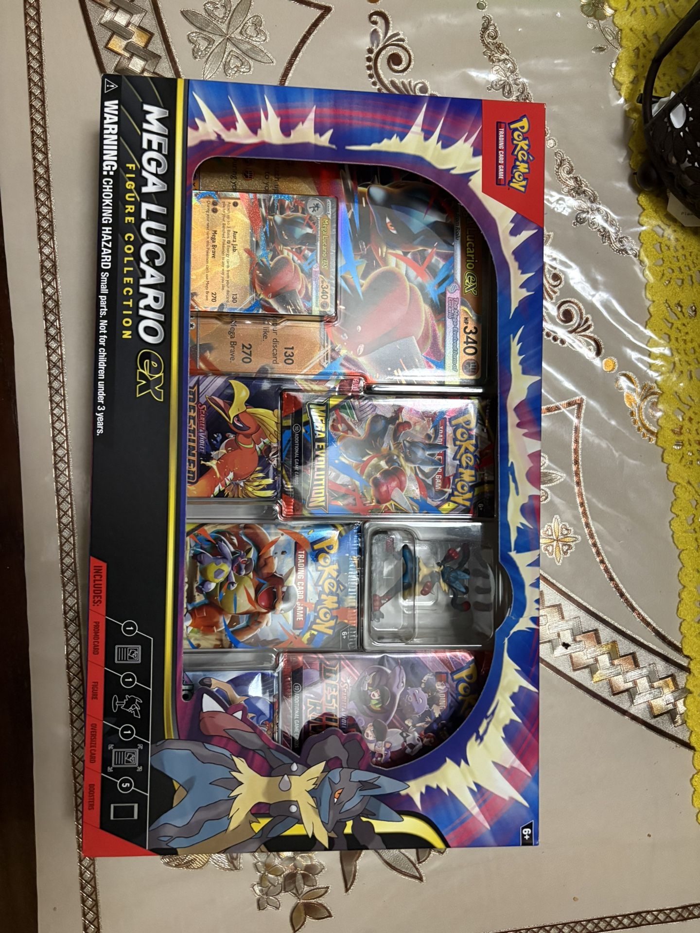 Mega Lucario Ex Figure Collection 