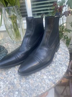 DOLCE&GABBANA BOOTS SIZE 9