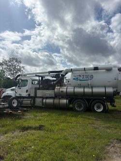 2016 Freightliner 114SD Vactor 2110-SE2-PLUS Sewer & Vacuum Truck