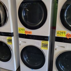 LG ThinQ WashTower Single Unit Front Load Washer 4.5 Cubic Feet  AND  Gas Dryer 7.4 Cubic Feet I2W