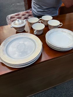Vintage Dish set