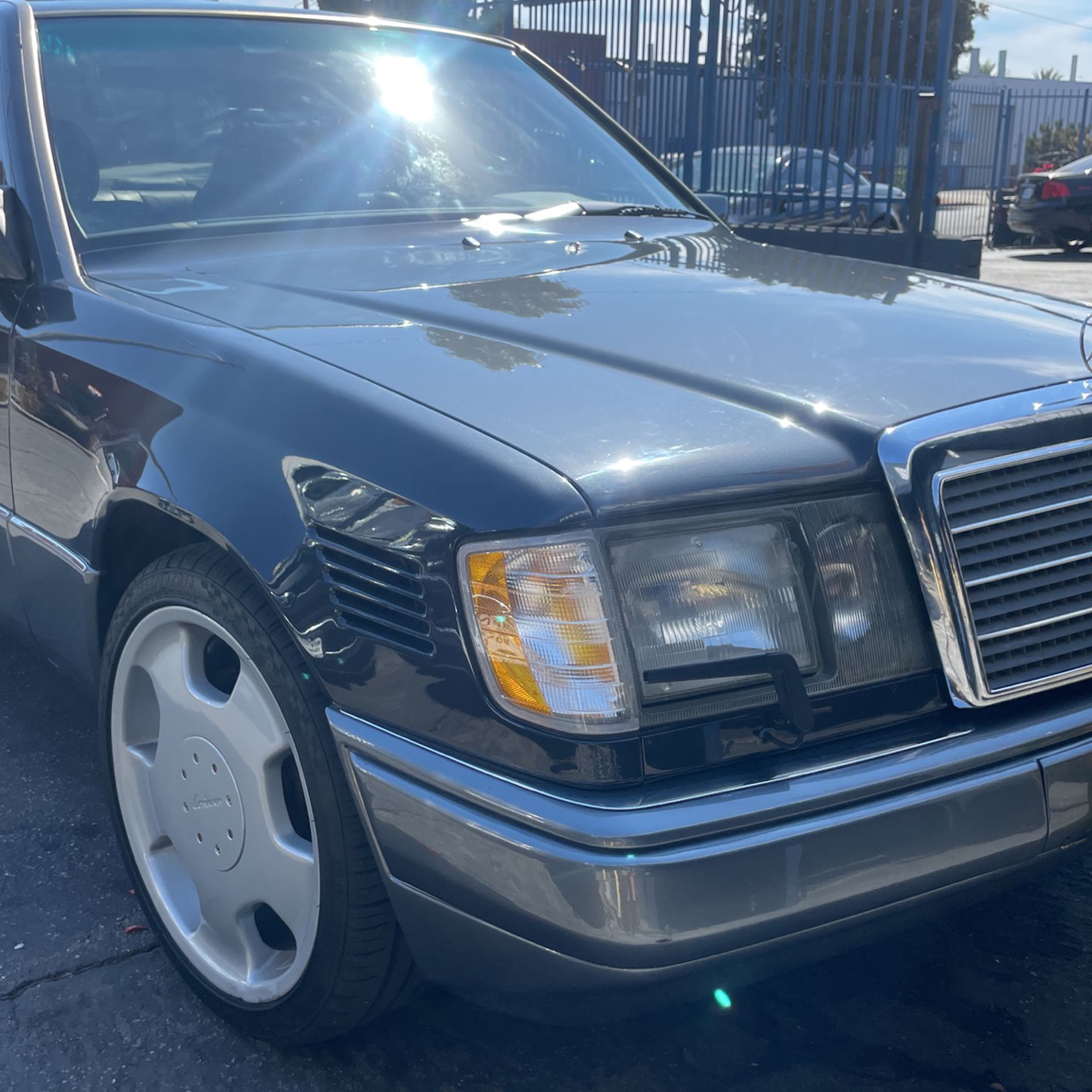 1995 Mercedes E300 Diesel  9500 OBO  Series Buyers Only