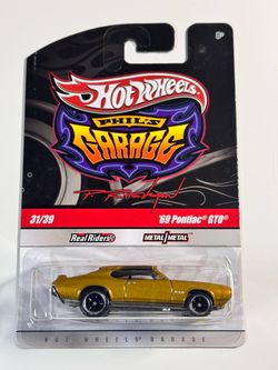(Chase signature) Hot Wheels Phil's Garage '69 Pontiac GTO 31/39