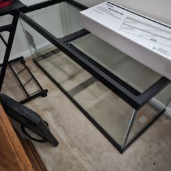 75 Gallon Aquarium And Stand 