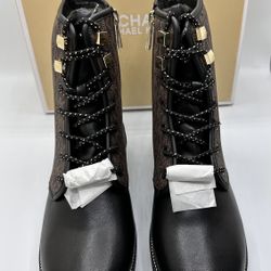 Michael Kors Black and brown boots with monogram girls 4 size New