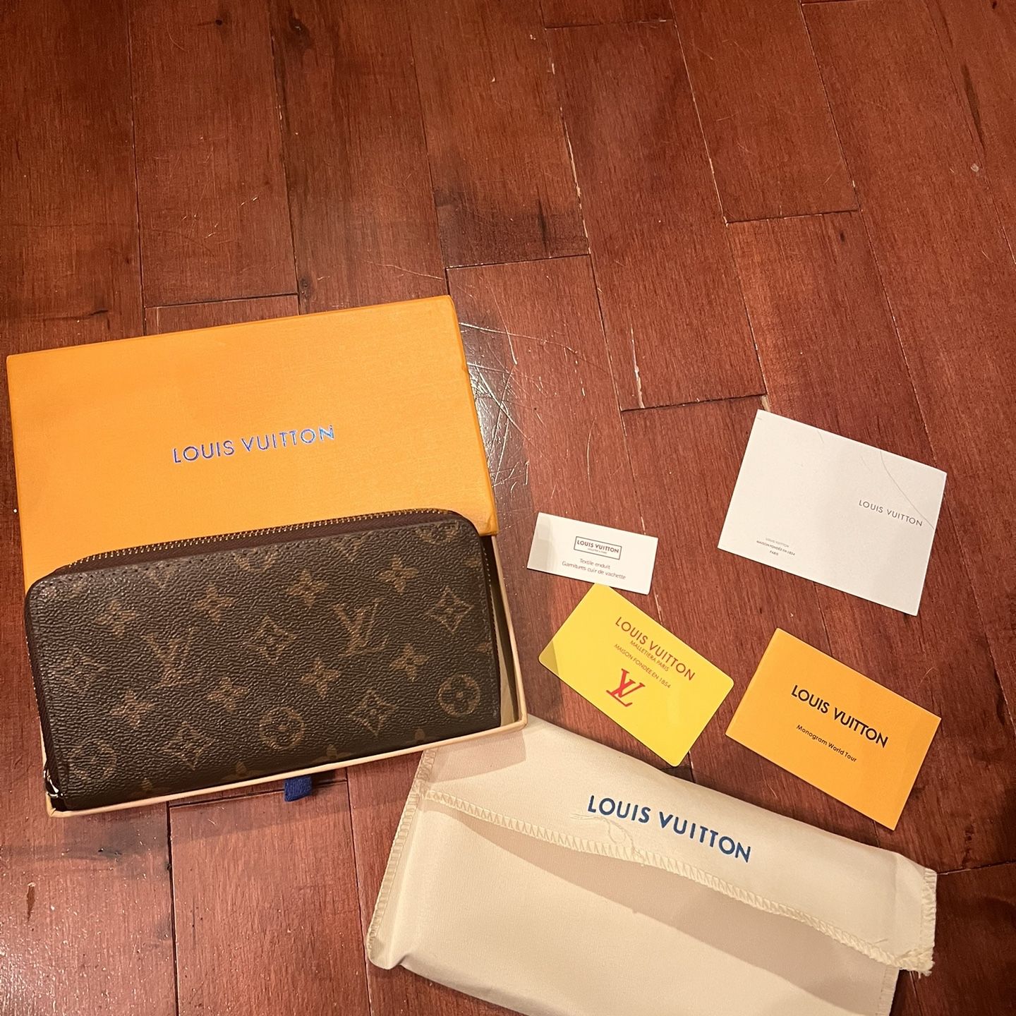 Louis Vuitton Wallet for Sale in Drexel Hill, PA - OfferUp