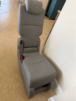 2024 Honda Odyssey 2nd Row Jump Seat Middle Seat Center Leather