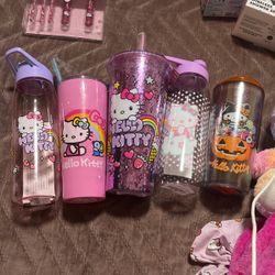 Hello Kitty Cups